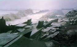 昭和58年、蛇塚の護岸が被災